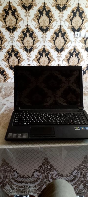 Ноутбук B570e.жуда кам ишлатилган.деярли янги Ноутбук B570e.жуда кам ишлатилган.деярли янги