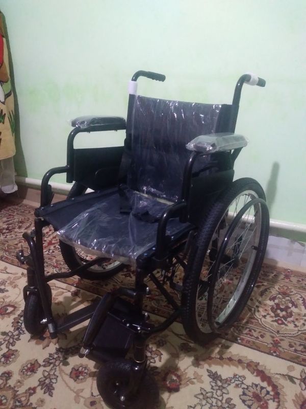 Ногиронлар учун каляска Янги холатида Ногиронлар учун каляска Янги холатида