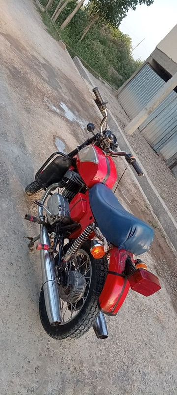 Jawa CZ sotiladi