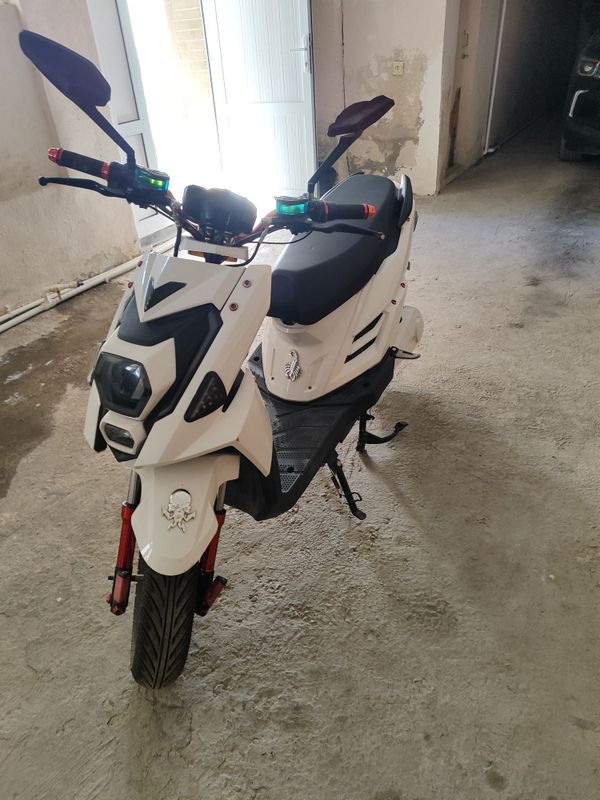 Продам электро скутер без аккумулятора Продам электро скутер без аккумулятора