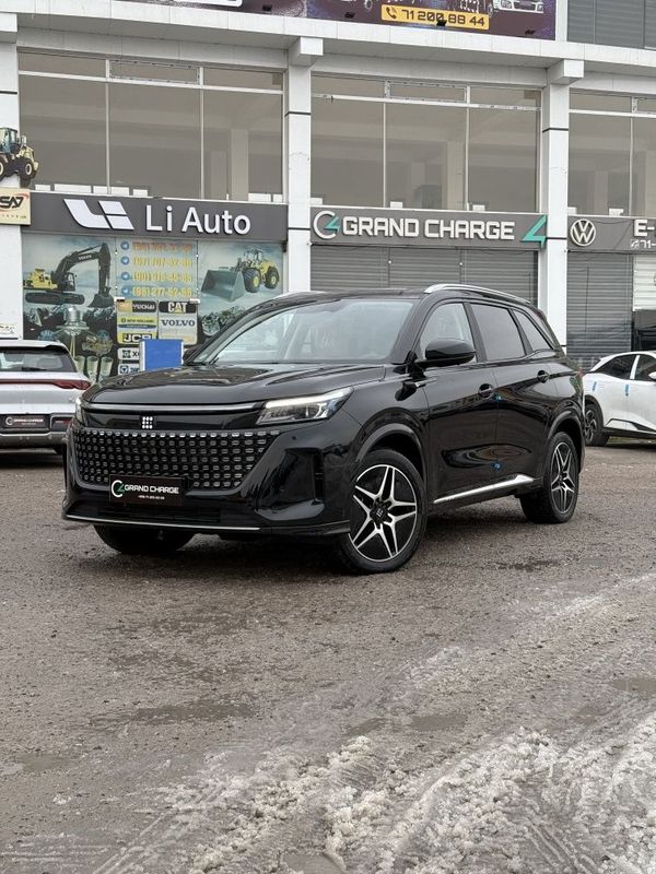 Donfeng fengon E 508 sotuvda tayyor Donfeng fengon E 508 sotuvda tayyor