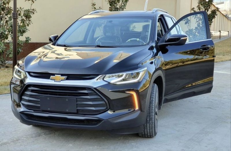 Tracker 2025 premier plus Tracker 2025 premier plus
