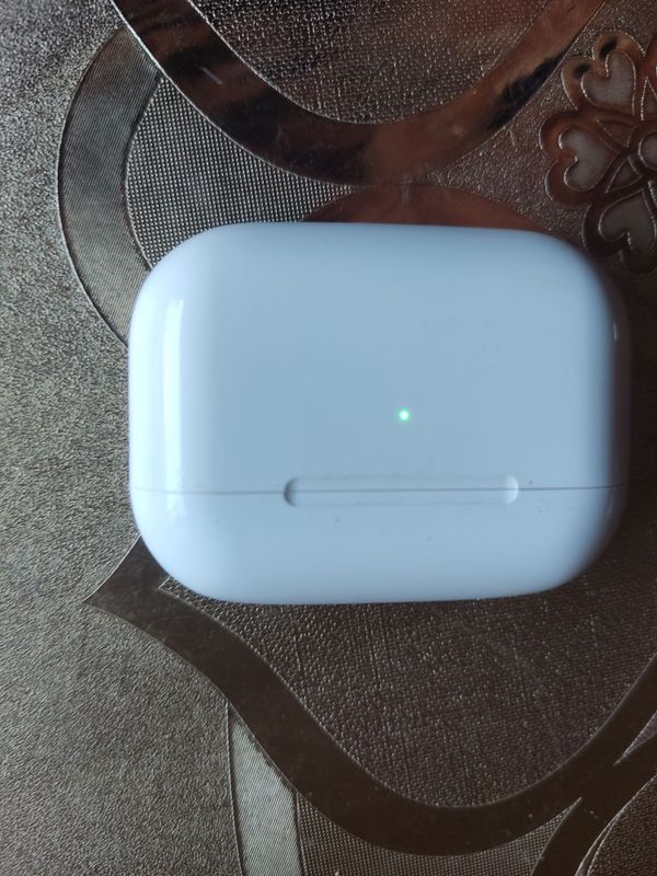 Airpods pro Dubai versia