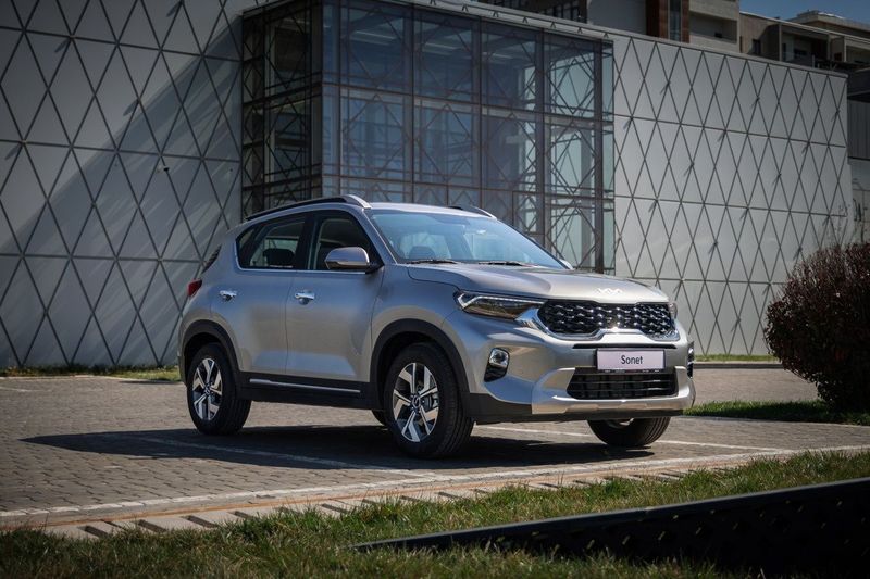 Kia Sonet (1,2,3) Kia Sonet (1,2,3)