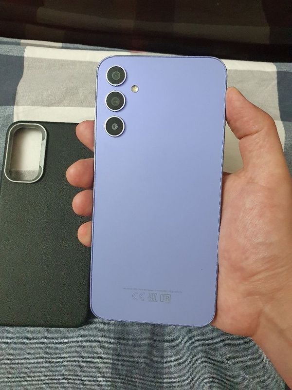 Srochna Sotiladi Samsung Galaxy A34 5G 6/128gb Original Yengi madel Srochna Sotiladi Samsung Galaxy A34 5G 6/128gb Original Yengi madel