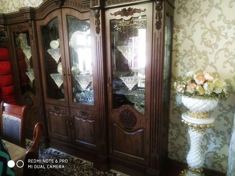 Продаю стенку для гостиной Продаю стенку для гостиной