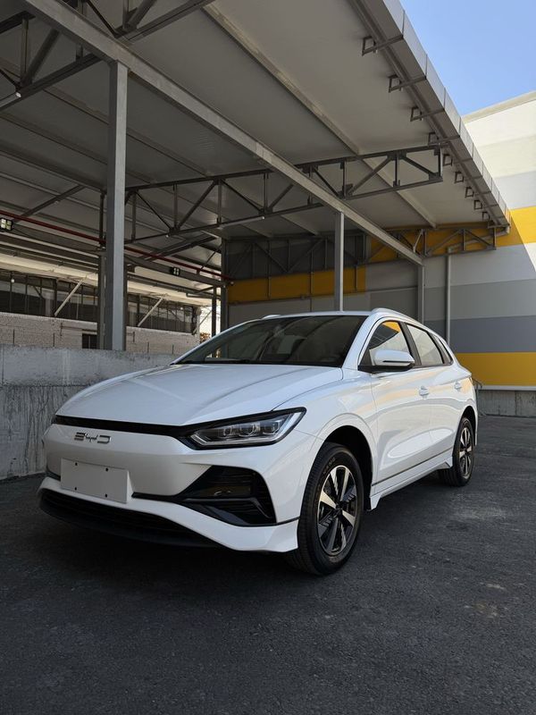 Автомобиль BYD E2 Luxury Автомобиль BYD E2 Luxury