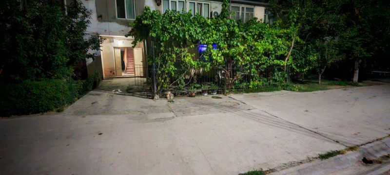 Продаю срочно квариту не дорого со всеми вещами и мебелью Продаю срочно квариту не дорого со всеми вещами и мебелью