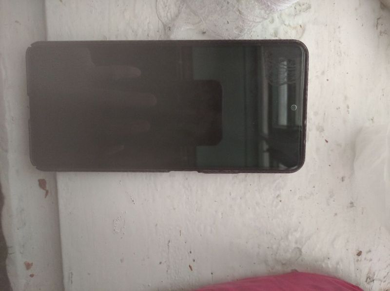 Redmi not 13 sotiladi Redmi not 13 sotiladi