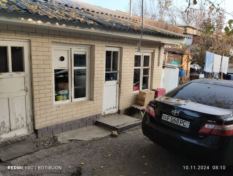 Срочно сотилади северный Алмазорда 3-сотихли 4 хона уй Срочно сотилади северный Алмазорда 3-сотихли 4 хона уй