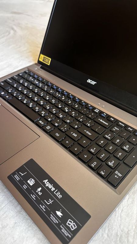 Срочна продам Acer core i5 8/256 ккробка sotiladi
