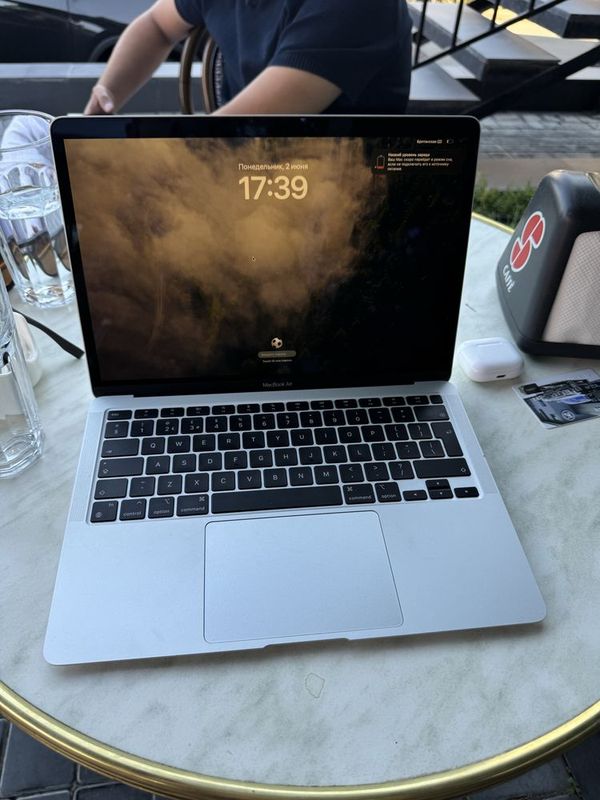 Mackbook air M1 chip