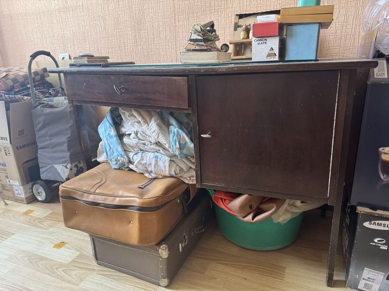 Стол письменный бу Стол письменный бу