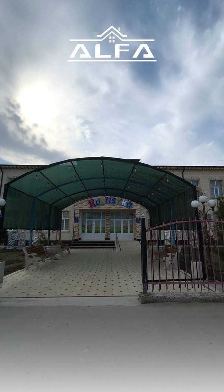 Tayyor ishlab turgan bogʻcha sotuvda Tayyor ishlab turgan bogʻcha sotuvda