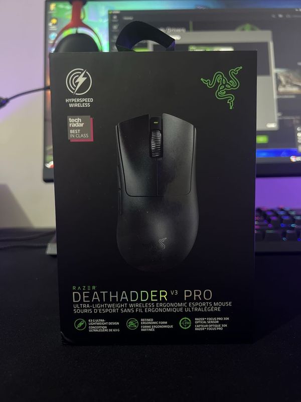 Razer Deathadder V3 Pro Ultra Razer Deathadder V3 Pro Ultra