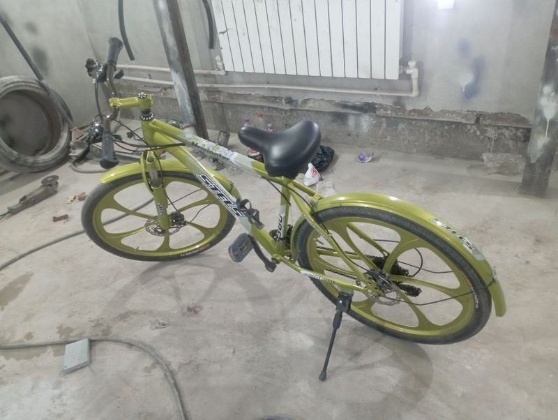 velosiped sqorsli sotiladi.. velosiped sqorsli sotiladi..