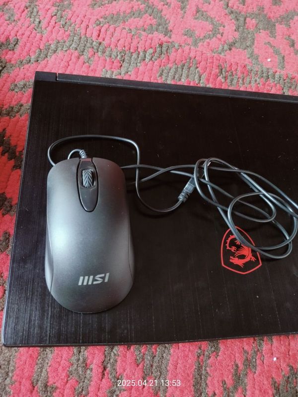 MSI laptop igravoy noutbuk MSI laptop igravoy noutbuk