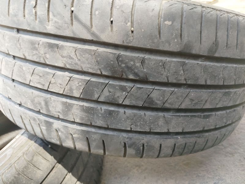 Продам шины 18 БМВ итд Продам шины 18 БМВ итд