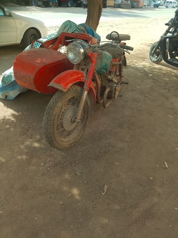 Урол Днепр к750. Урол Днепр к750.