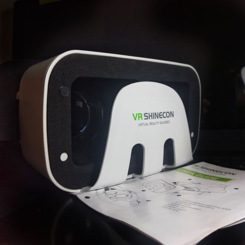 VR (Virtual reallik) ochkisi Shinecondan.