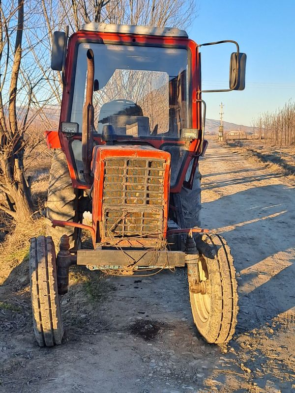 Mtz 80 belaruss traktor holati yaxshi