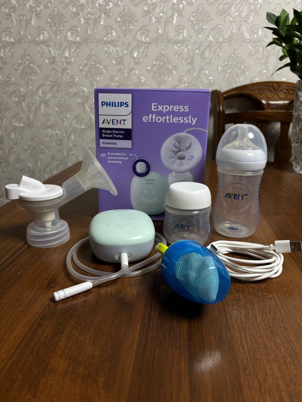 Молокоотсос Philips Avent + бутылочка + ниблер