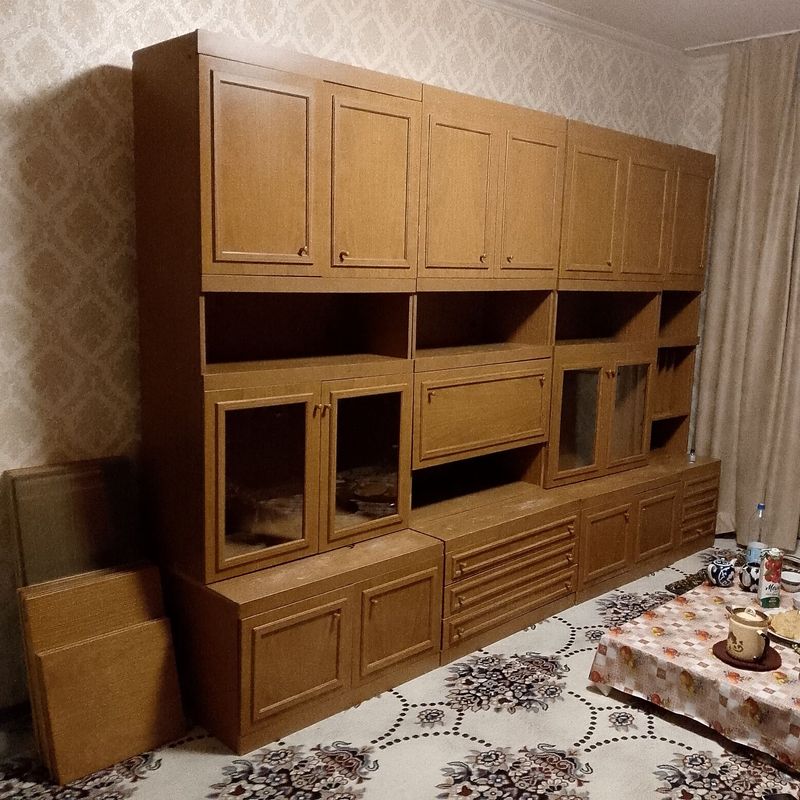 Стенка сатылады . Стенка сатылады .