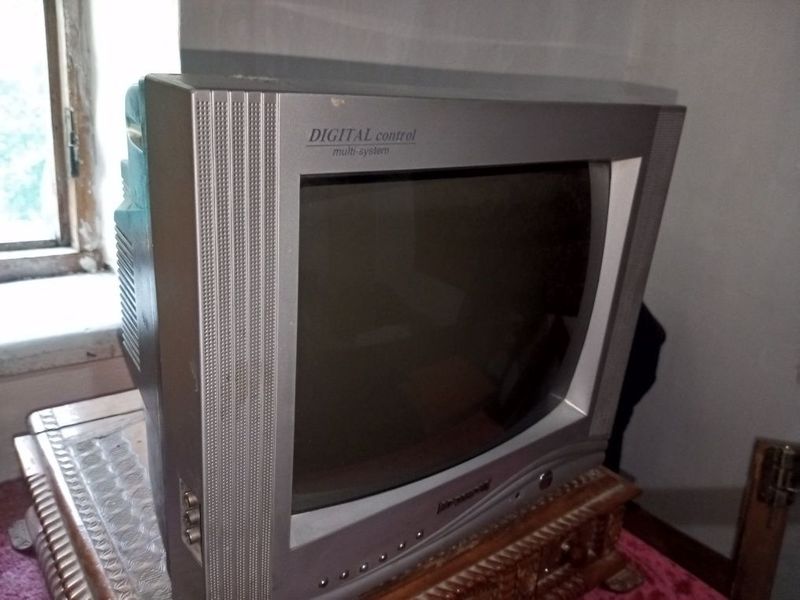 Продам телевизор Продам телевизор