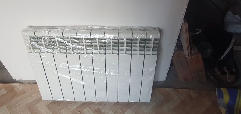 Продаю радиаторы новые Продаю радиаторы новые