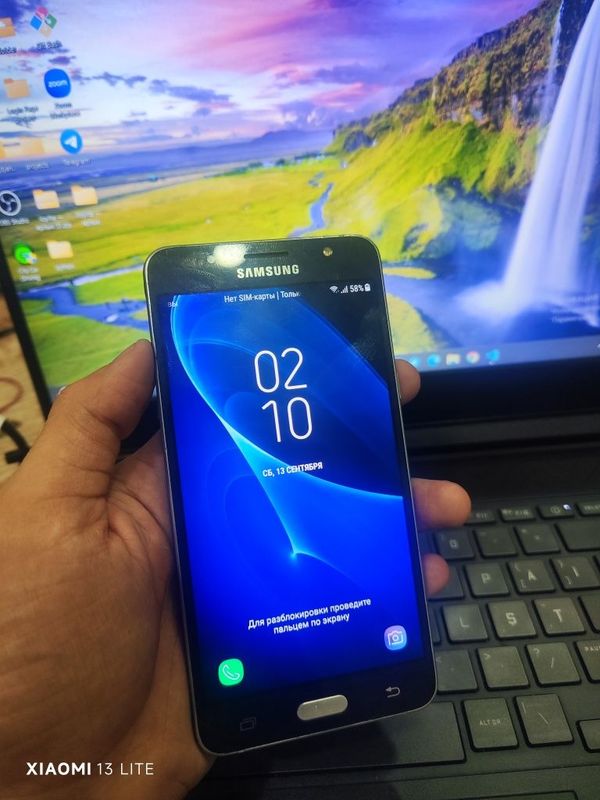 Samsung Galaxy J5 2016 2/16gb qora rang