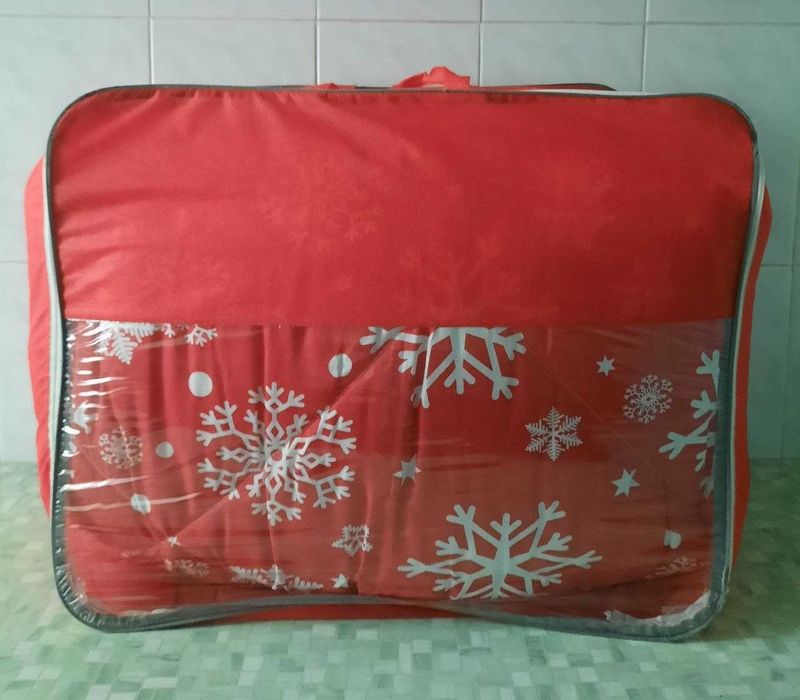 НОВОЕ Одеяло 2,10 м х 1,80 м, есть Лебяжий ПУХовые Подушки/Турция НОВОЕ Одеяло 2,10 м х 1,80 м, есть Лебяжий ПУХовые Подушки/Турция