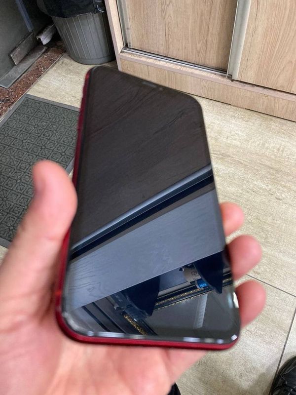 iphone Xr 128Gb srochniy sotiladi