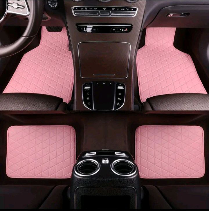 Стеганые розовые полики в авто Стеганые розовые полики в авто