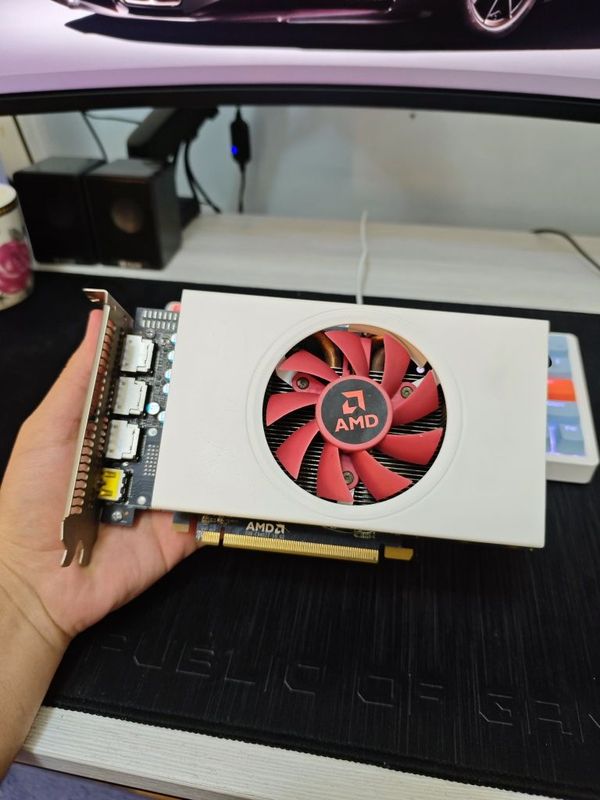Видеокарта Rx 580 4gb Видеокарта Rx 580 4gb