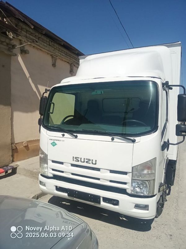 Isuzu avtobusdan terilgan Sng qilib. zur holatda Isuzu avtobusdan terilgan Sng qilib. zur holatda