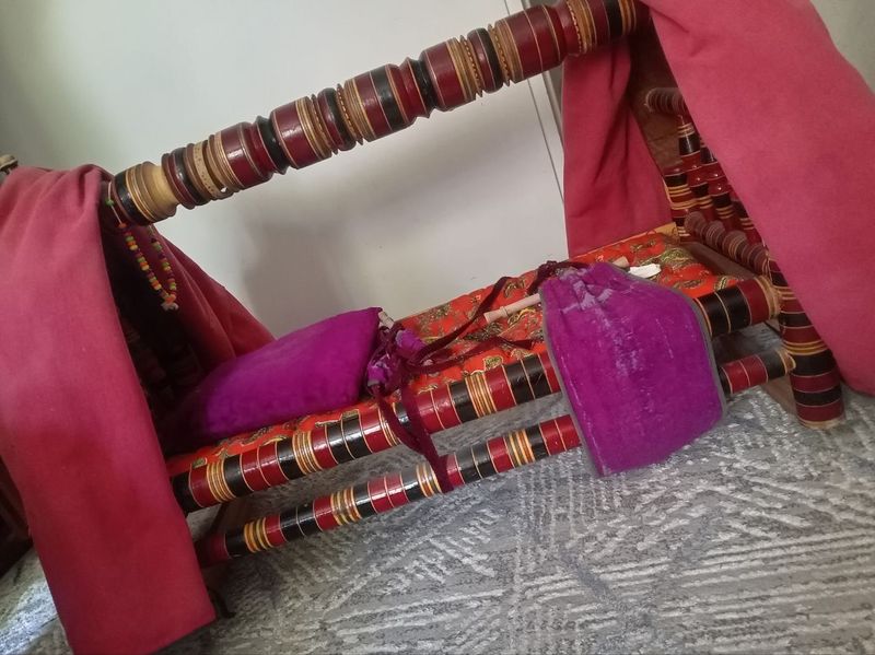 Beshik hadiya tekinga Beshik hadiya tekinga