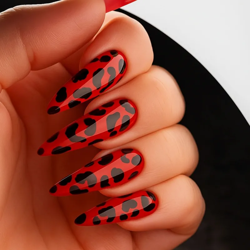 Маникюр, Наращивание ногтей