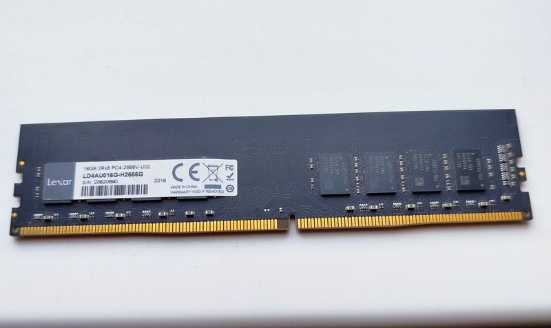 Продам оперативную память Lexar 16гб , 2666 mhz Продам оперативную память Lexar 16гб , 2666 mhz