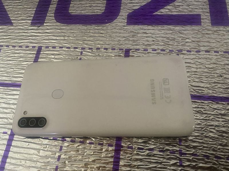 Samsung a 11 2 ga 32 Samsung a 11 2 ga 32