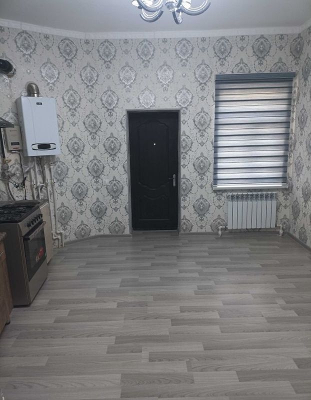 Срочно продам Коттедж Мирабадском районе недалеко от Куйлюк и Компас Срочно продам Коттедж Мирабадском районе недалеко от Куйлюк и Компас