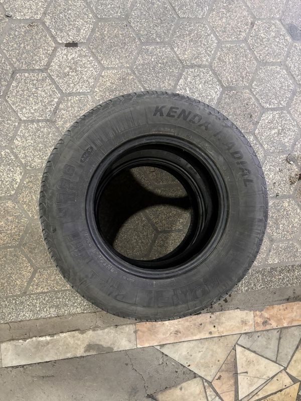 Kenda Komet Plus KR23 205/70R14