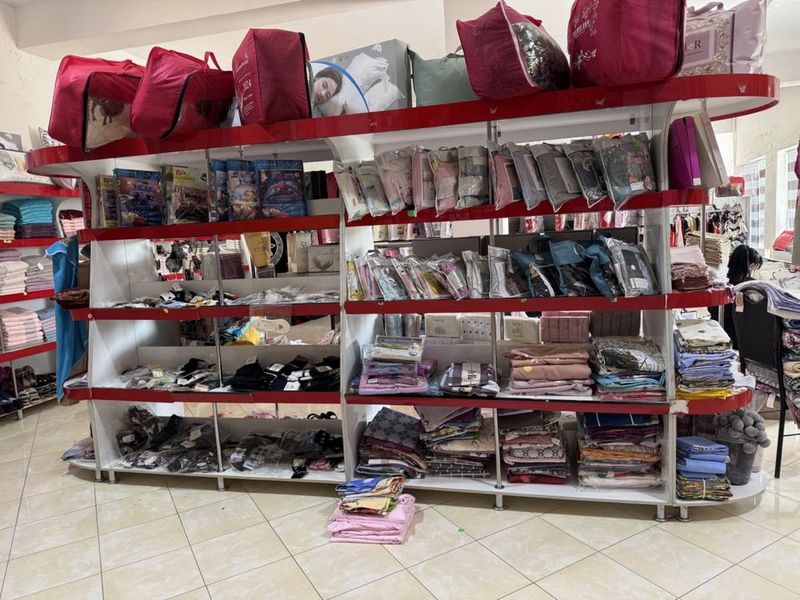Magazin uchun polkalar Magazin uchun polkalar