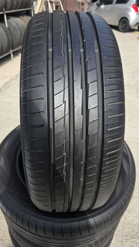 235/55/R18 Yokohama 235/55/R18 Yokohama