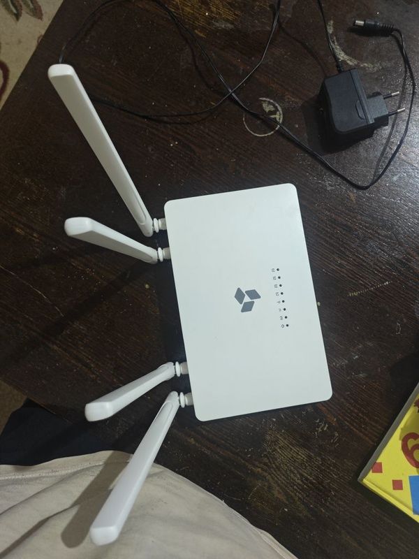 SNR Wi-Fi router SNR Wi-Fi router