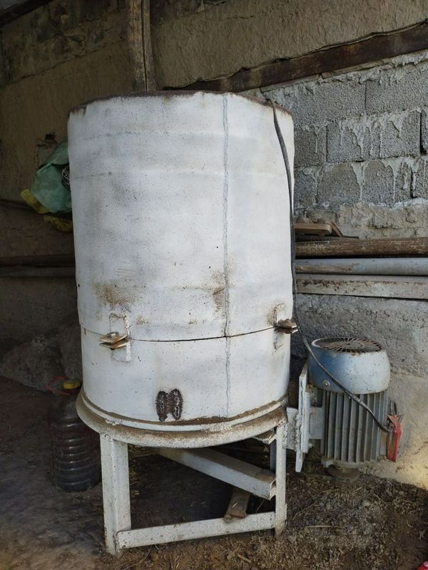 Дробылка. Ем-хашак майдалиди, 220v ишлайди Дробылка. Ем-хашак майдалиди, 220v ишлайди
