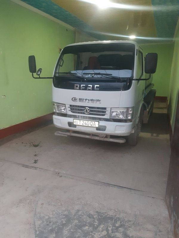 Suv sepish va yetkazib berish xizmatlari Suv sepish va yetkazib berish xizmatlari