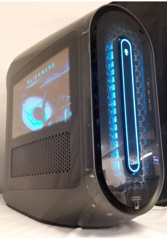 Продам Фирменный кейс от Alienware Aurora R15 RTX4090