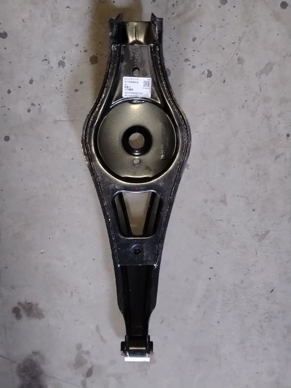 Jetourlarga gitara
