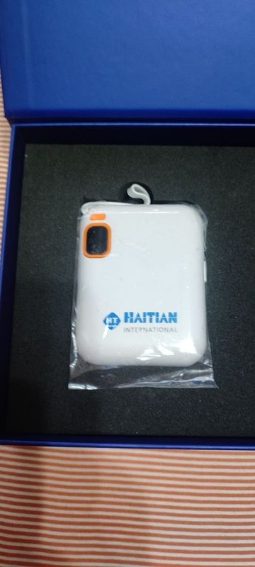 66W Pover bank Haitian Новый. 10000mAh. Model DX131 66W Pover bank Haitian Новый. 10000mAh. Model DX131