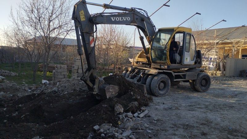 Ekskavator samsung sirochna sotiladi